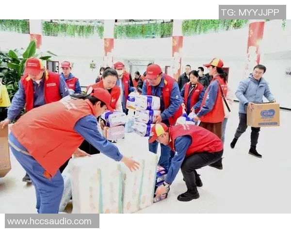 足球明星齐聚一堂献爱心慈善赛助力弱势群体温暖冬季