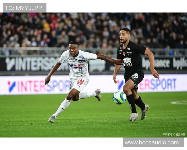 瓦朗谢与亚眠的激烈对决解析及比赛前瞻展望 瓦朗谢与亚眠的激烈对决解析及比赛前瞻展望